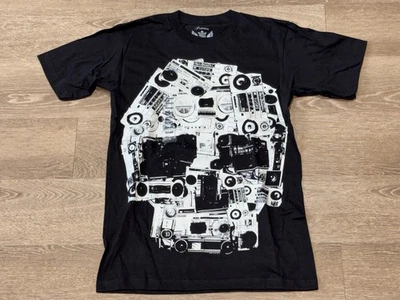 Vintage Adio Skateboard T-Shirt Black Boombox Skull Graphic Rock Adio USA -SMALL - Image 1 of 4
