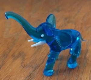 Vtg Miniature Art Glass Elephant Figurine Trunk Up Cobalt Blue Swirl Hand Blown - Picture 1 of 6