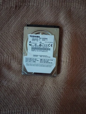 Disco duro interno SATA para computadora portátil Toshiba MK1246GSX HDD2D91 F VL01 S 120 GB 2,5" Foto 1 de 2
