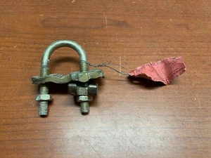 Thomas & Betts 3902, 1/2"-1" & 4-4/0 AWG Waterpipe Ground Clamp Bronze Saddle - Picture 1 of 6