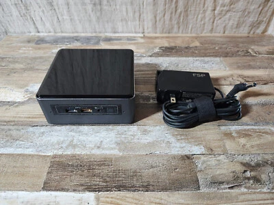 Intel NUC7i5BNH Intel i5 7260U 8GB DDR4 256GB M.2 Foto 1 de 4