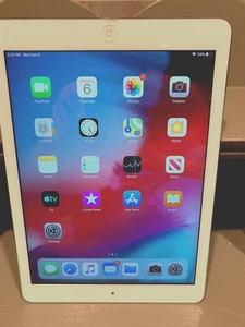 Apple iPad Air 1st Generation 9.7" Tablet Gray - Silver 64GB - Picture 1 of 6