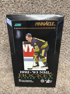 1992-93 Score Pinnacle Hockey 36 FACTORY SEALED Packs - Picture 1 of 2