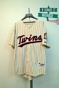 MLB Minnesota Twins Majestic Short Sleeve Button Up Pin Stripe Jersey Size 52 - Picture 1 of 10