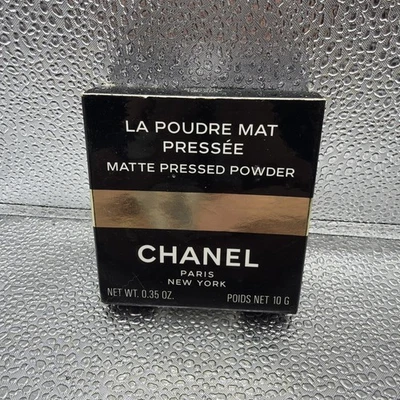 Chanel La Poudre Mat Pressee Powder Safran Banana 166.504 Pressed Powder B1 10 G - Image 1 of 4