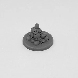 Next Level Miniatures Pile of Skulls (3) New - Picture 1 of 2