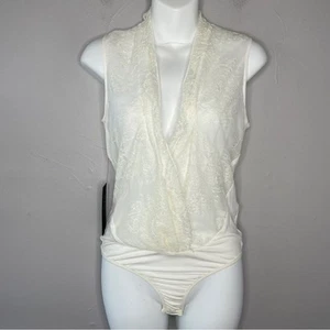 MARCIANO Lace Bodysuit Womens Size XS White Ivory Romantic Bridal Soft Feminine - Picture 1 of 6