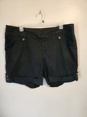 Bermudas informales Venezia negras 24 Plus Foto 1 de 4