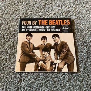 FOUR BY THE BEATLES RARE ORIGINAL 7" CAPITOL EP 45 w/ COVER EAP 1-2121 VG++ - Imagen 1 de 8