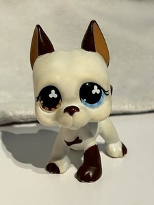 Littlest Pet Shop 577 Great Dane Dog LPS White Brown Blue Clover Eye AUTHENTIC