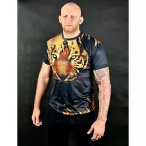 High Type Active T-shirt Performance Top 'Eyes of the Tiger' MuayThai Breathable - Picture 1 of 8