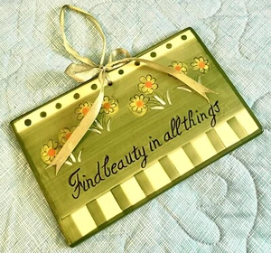 Ceramic Tile Plaque Wall Hanging Find Beauty In All Things Green w/Ribbon 8” - Picture 1 of 3