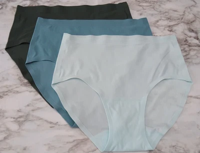 Chantelle 2644# Soft Stretch Hipster 3-Pack Panties US One Size (S-XL) - Image 1 of 4