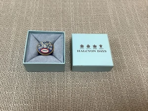 Halcyon Days Enamel Pill Box 2000 Star of Bethlehem flower - in original box - Picture 1 of 4
