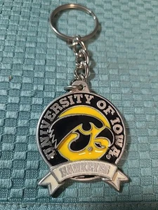 UNIVERSITY OF IOWA HAWKEYES KEY CHAIN FINE PEWTER - Picture 1 of 5