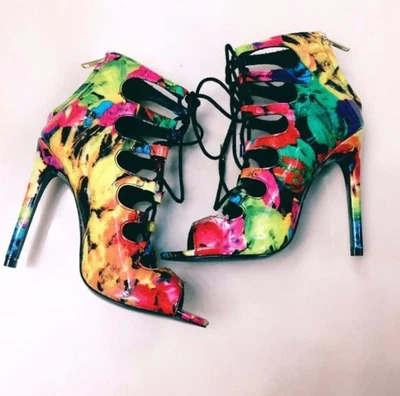 Steve Madden Cythiaa Floral Multi Lace-Up Peep Toe Bootie 6.5 - Image 1 of 3