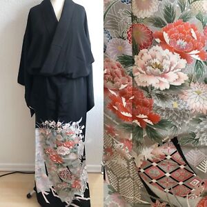 Authentischer japanischer Kimono aus 100% Seide in schwarz, hochwertig, yuzen