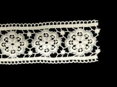 Dutch Lace Off-White 3.75" Wide Venice Cluny Type Lace Trim by the Yard M409.42 - Image 1 of 3