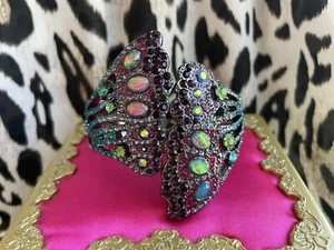 Betsey Johnson You Give Me Butterflies Butterfly Wing Hinged Bangle Bracelet - Picture 1 of 6