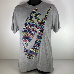 Nike Swoosh Graphic T-Shirt  589831-063 Mens L Grey/Black 51/76 - Picture 1 of 7