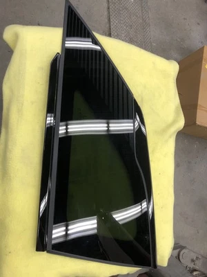 Cuarto de vidrio derecho Lincoln Nautilus OEM buen usado R2TZ5829710D genuino Ford Foto 1 de 4