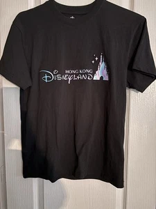 Disneyland Hong Kong Raised Imprint, Black T-Shirt, Size Small Disney 3669 NWT - Picture 1 of 6