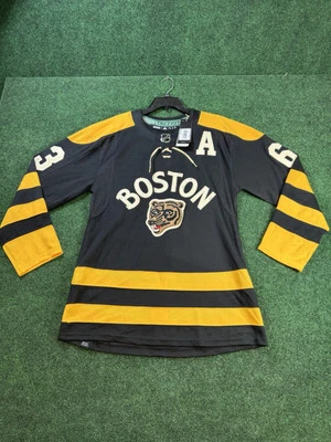Camiseta deportiva para hombre Adidas clásica de invierno Boston Bruins Brad Marchand 2023 talla 44 Foto 1 de 4