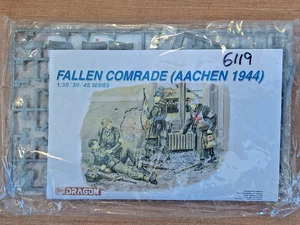 1/35 Scale DRAGON Models 'FALLEN COMRAD (AACHEN 1944)'  Kit #6119 - Picture 1 of 2
