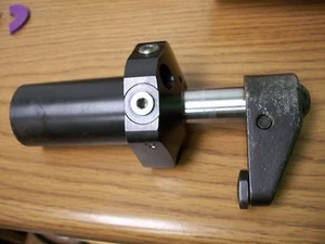 Brida superior de cilindro de tracción hidráulica Vecktek Vector Flow D/A - Imagen 1 de 3