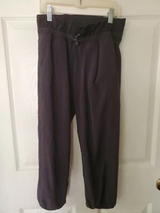 Ivivva Girls Black Active Workout Warmup Pants Sz 12 - Picture 1 of 2