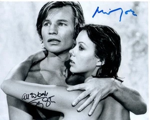 JENNY AGUTTER and MICHAEL YORK signed 8x10 LOGAN'S RUN JESSICA and LOGAN photo - Picture 1 of 1