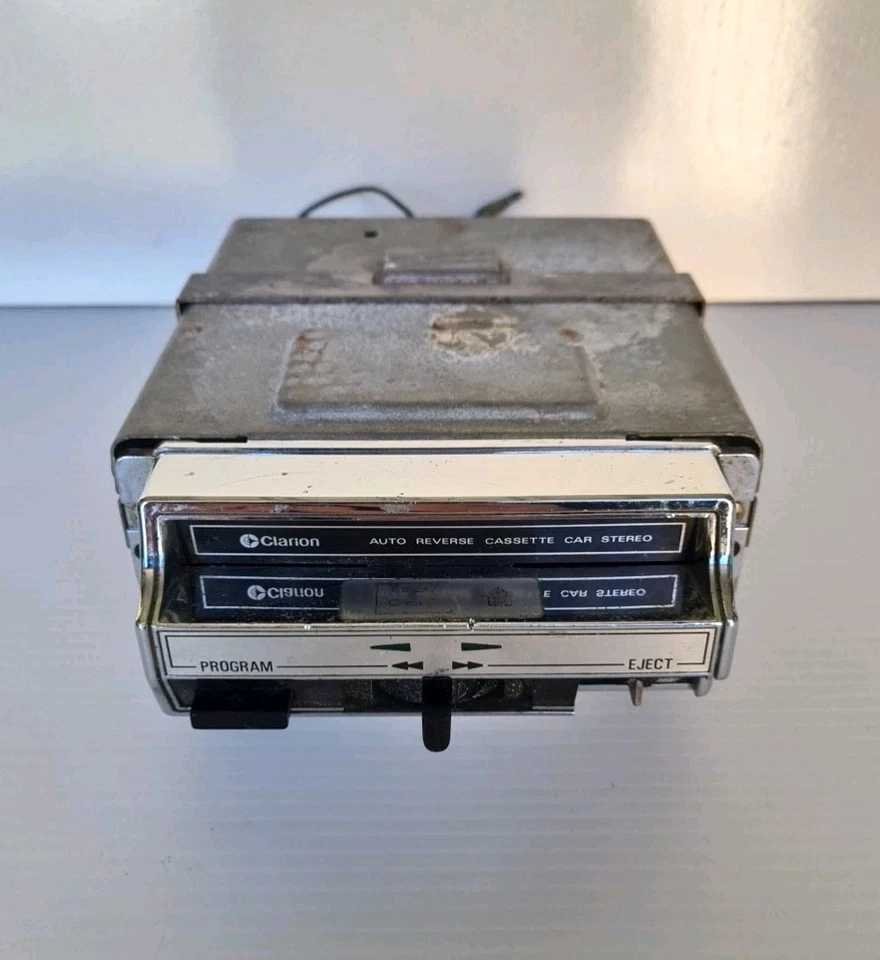 Genuine C210 Clarion Cassette Player Head Unit For Nissan Skyline PN-824E Datsun - image 1 of 4