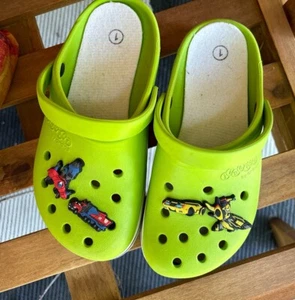 crockssize 1 niño ligeramente usado - Imagen 1 de 2