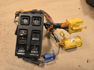 捷豹 XJ6 发球杆主窗口开关原始设备制造商 DBC 3211 — 第 1/4 张图片