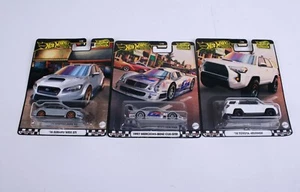 2024 Hot Wheels Boulevard Gold Premium No Number Lot of 3 (4Runner-CLK-WRX) - Picture 1 of 6