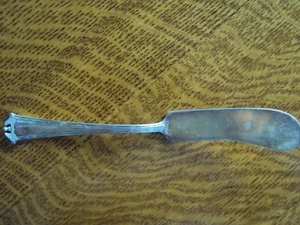 BUTTER KNIFE 1914 INTERNATIONAL SILVER CONTINENTAL PATTERN 1847 ROGERS - Picture 1 of 3