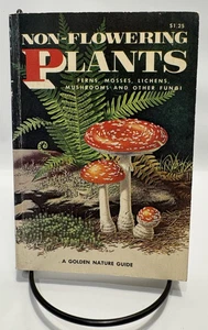 Non-Flowering Plants Golden Nature Guide, Over 400 Species, 1967 - Picture 1 of 11