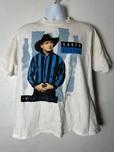 Vintage 1991 Single Stitch Ropin' the wind Garth Brooks T-Shirt Size Large - Picture 1 of 12