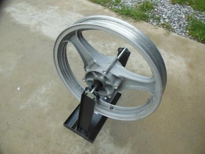 Kawasaki ZL1000 eliminator 1000 llanta delantera montaje rueda 1987 PROBADO Foto 1 de 4