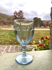 Copa de agua vintage Libbey Glass Gibraltar azul brumoso 6 3/4" - Imagen 1 de 9