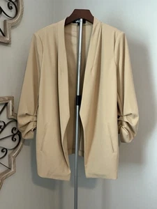 Women’s DKNY Open Front Ruched Crinkle Sleeve Blazer Jacket L Camel - Picture 1 of 9