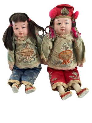 Par de muñecas asiáticas de seda de tela compuesta de papel maché de colección de los años 30 hombre mujer China Foto 1 de 4