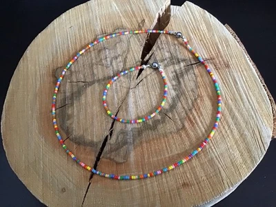 Kunterbuntes Schmuckset (Kette + Armband) aus Miyuki-Rocailles-Glasperlen - Bild 1 von 4