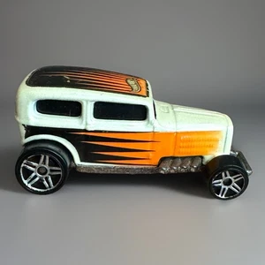 Coche suelto Hot Wheels Midnight Otto 2001 blanco, naranja y negro (B1) - Imagen 1 de 5