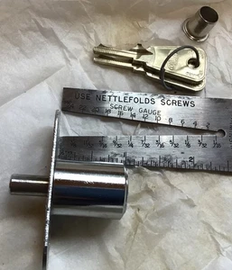 Century 230 Sliding Door Lock Chrome Push To Lock & Key Unlock, 2 keys K/alike - Picture 1 of 6