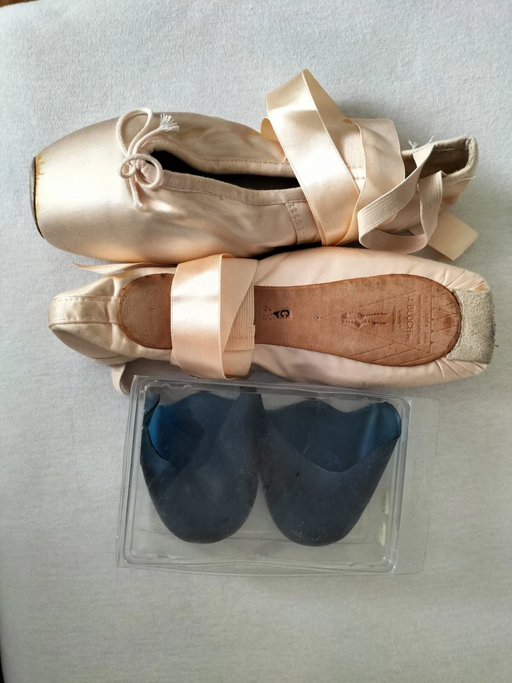 spitzenschuhe ballett  Groesse 4,5 von Bloch wie neu - Bild 1 von 1