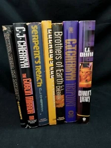 Sieben Science Fiction Hardcover CJ CHERRYH HC + DJ Kuckucksei SCHLANGENREICHWEITE - Bild 1 von 9