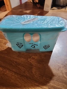 Tupperware Fridgesmart Mini 1 1/2c Vented Container~Teal NEW - Picture 1 of 2