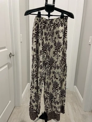 Pantalones de playa Venus XL. ¡Estos son para una chica alta! Marrón y crema. Foto 1 de 2