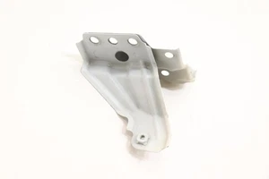 2022 TOYOTA 4RUNNER Misc. Bracket Rh - Picture 1 of 9